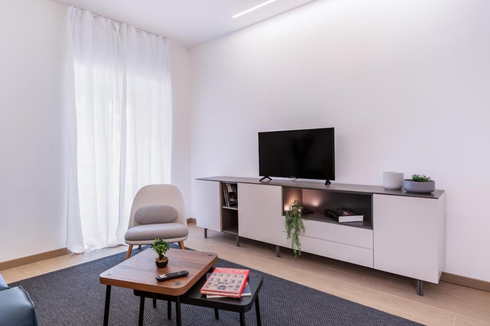 Apartment Joivy Cavour Luxury Rom